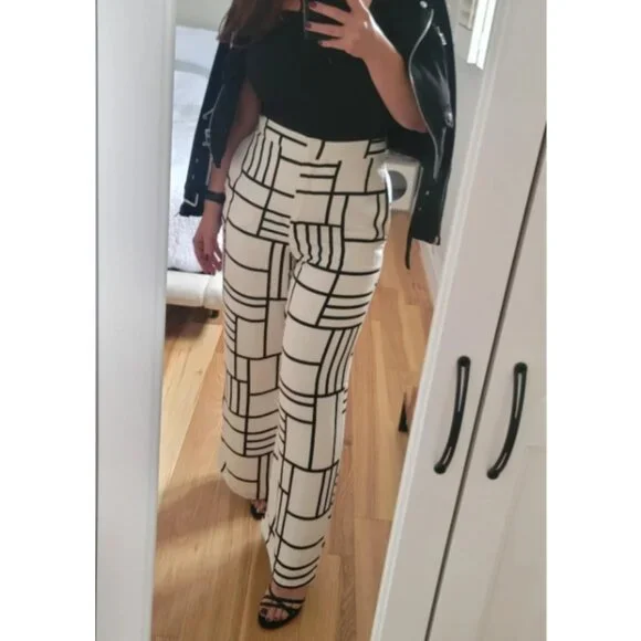 Dynamite Heidi Wide Leg Pants | Size 10 - Picture 2 of 11